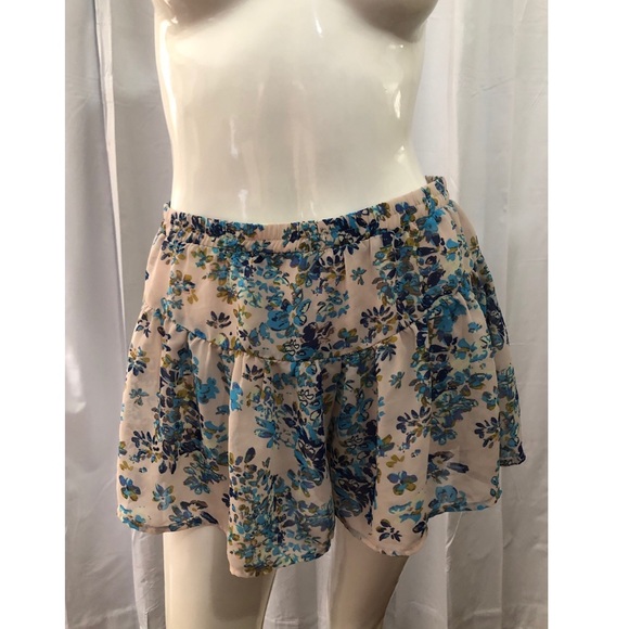 Lucca Couture Blush Floral Shorts